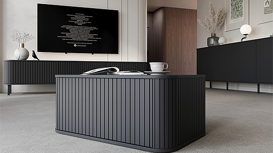 Черни мебели в хола - как да избегнем прекалено силен ефект?